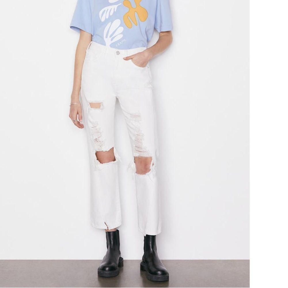 NWT FRAME‎ Le Jane Ripped Crop Flare Leg Jeans (Rumpled Blanc Destruct) - Picture 7 of 7